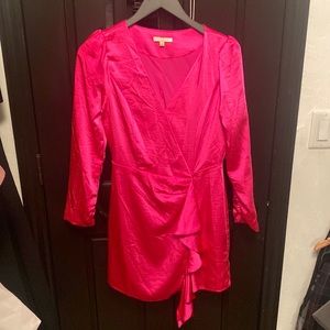 New without tag hot pink Skies are Blue dress xs. Never worn.